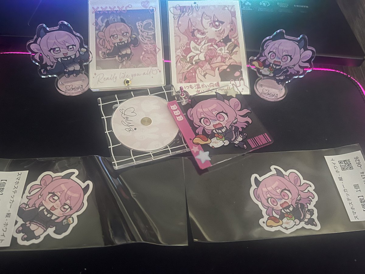 Glad they finally showed up. I was afraid it would have gotten damaged during shipping #りりまるあのね