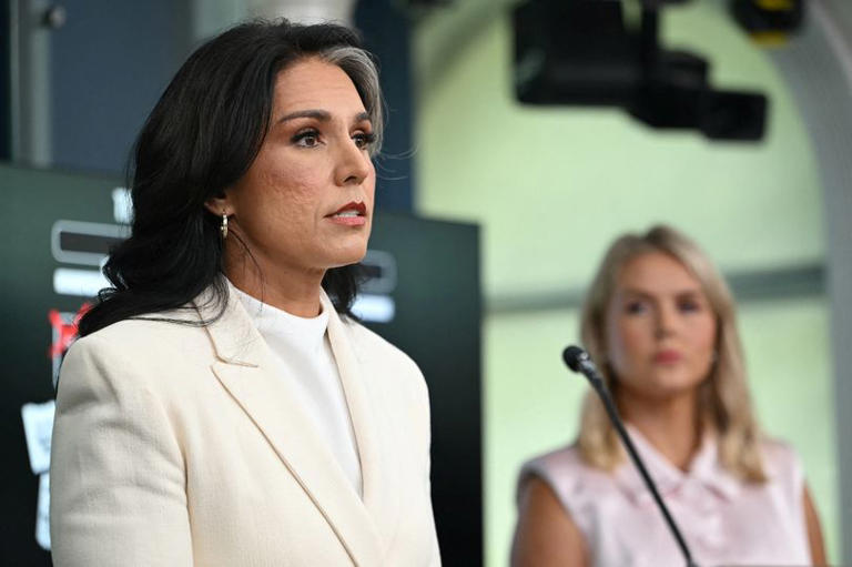 itzstockchartz's tweet image. Emails claimed #HillaryClinton Clinton 'used heavy tranquilizers' in office, says Tulsi Gabbard msn.com/en-us/news/pol…