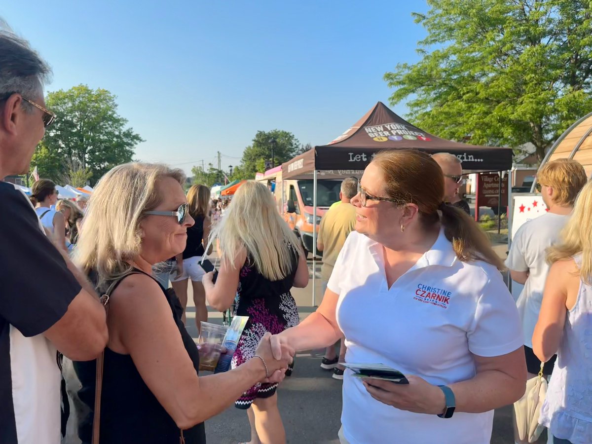 CzarnikForErie's tweet image. What an incredible night at the Taste of Orchard Park! I truly enjoyed introducing myself to so many voters and spending time out in the community. A big thank you to the Orchard Park Republican Committee for hosting me and for your support!