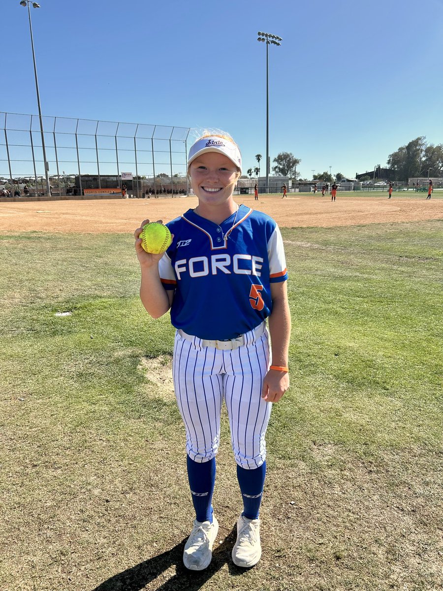 ForceSouthern's tweet image. Huge win today (5-3) over a great team. Fantastic plays in the outfield by both @SavannahSevier6 and @MyleeHill24 and gutsy performance in the ⭕️ by @abby_hammond13 💙🧡
💣 Squad @supan_allyson
Next game Thursday 12:30 pm Pacific