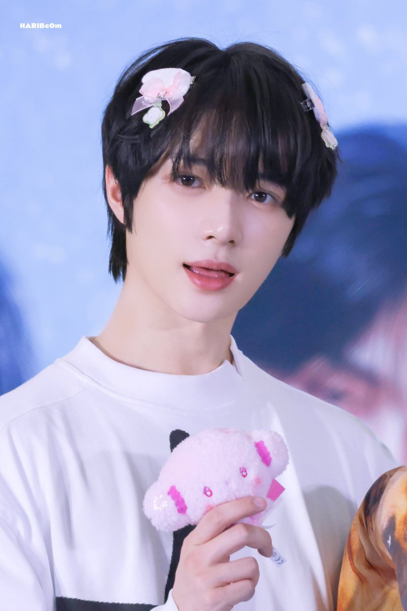HARIBeOm_313's tweet image. εïз 250723 εïз 뮤직아트
🥰🥰
#투모로우바이투게더
#범규 #BEOMGYU #TXT_범규
#TXT #TOMORROW_X_TOGETHER #ボムギュ