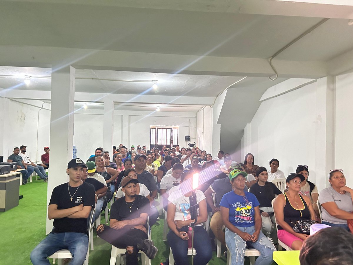 Reunión de los defensores del voto en el municipio #Tubores, presente el Pdte comite regional <a href="/AcevedoNel/">Nelson Acevedo</a> este domingo #27julio vamos con Nelson Marval. 
#NuevaEsparta