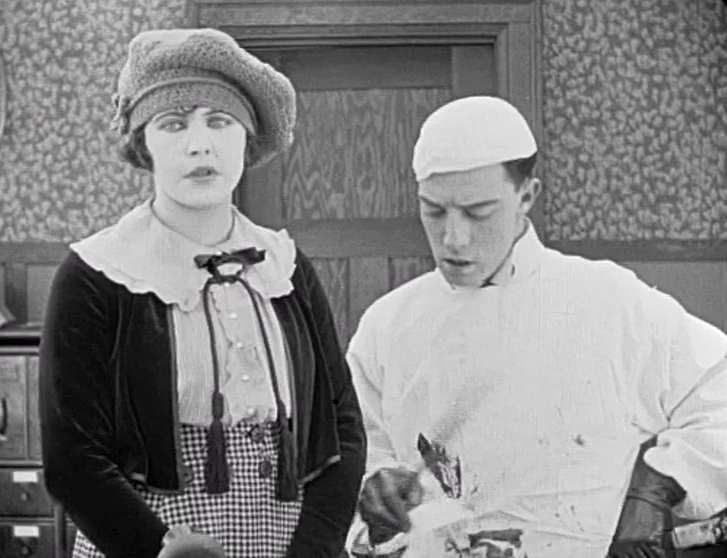 Dean_Min_Travel's tweet image. #Bales2025FilmChallenge
@JanuaryMovie
July 23 - Character in hospital
Good Night, Nurse! (1918)
Roscoe "Fatty" Arbuckle gave Buster Keaton his start. After Arbuckle's infamous scandal, Keaton gave him work.