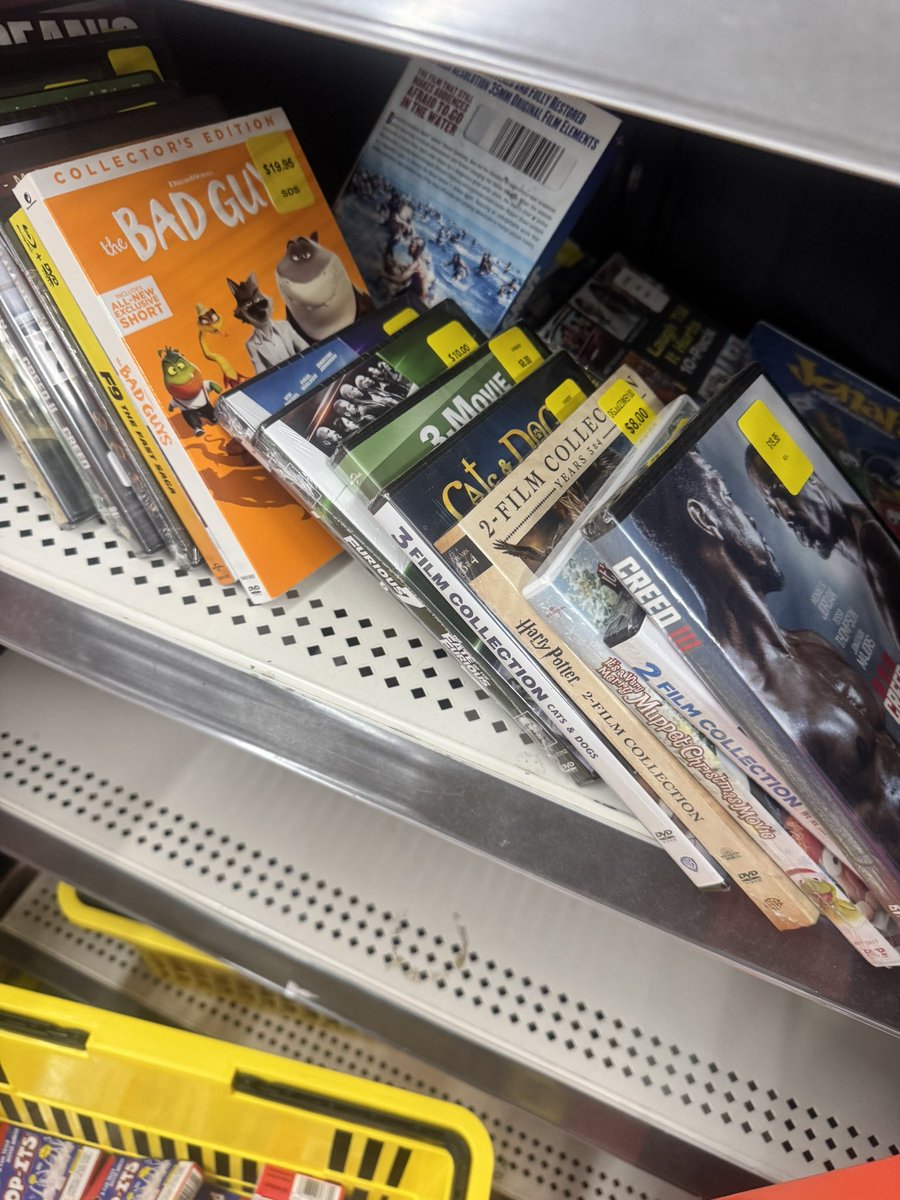 weatherinNC's tweet image. Years ago I remember wanting a movie EVERYTIME we would go to a store. Now it’s all online. It’s honestly crazy.