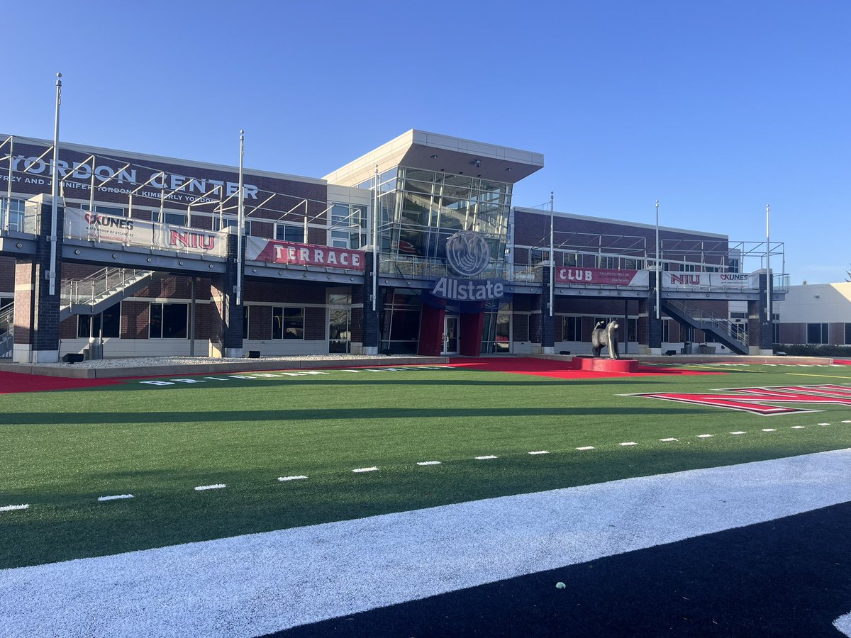 SCNFBOFFICIAL's tweet image. First practice in the books ! Boys had a great effort wednesday ! @SCNFBplayers @scn4th_Phase