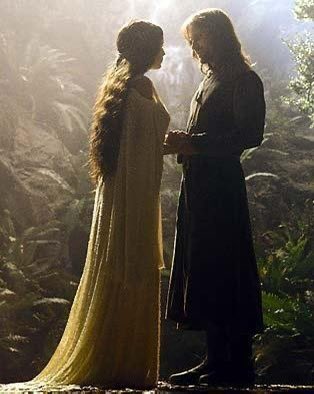 Pedro Pascal onstage with his female costars after suffering an anxiety attack