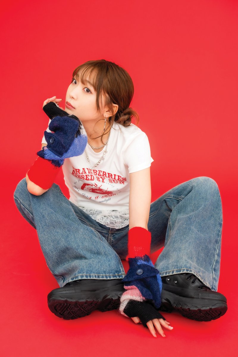 TOWER_bounce's tweet image. 【bounce 500号:掲載アーティスト/記事⑥】
>>特集:SOUL百発百中
怒涛のソウル名盤リイシュー!/グウェン・マックレー/アル・ウィルソン
>>二次元以上。-brilliant sounds from 2D and over
【第65回】斉藤朱夏/安野希世乃