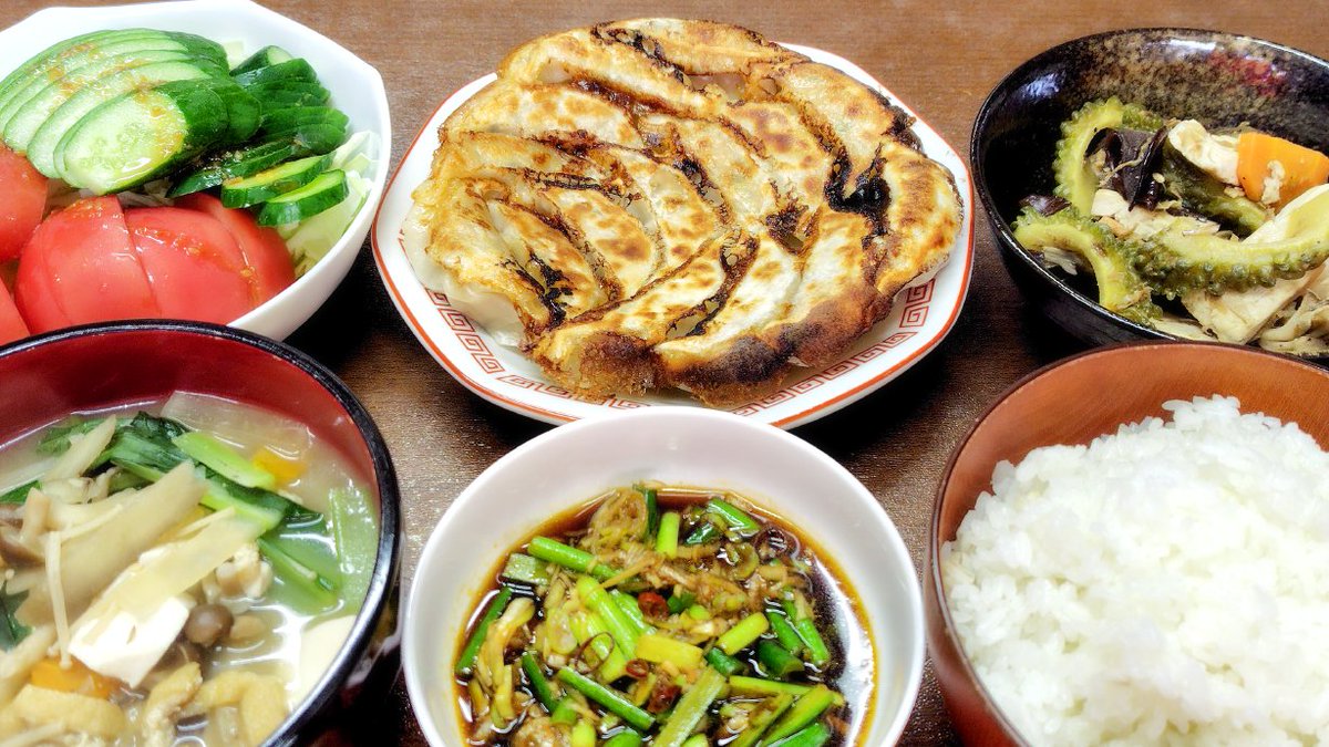 Linxline's tweet image. 朝からドクソ暑い…
冷凍にしておいた食品がかがやくとき…！(ΦωΦ)+