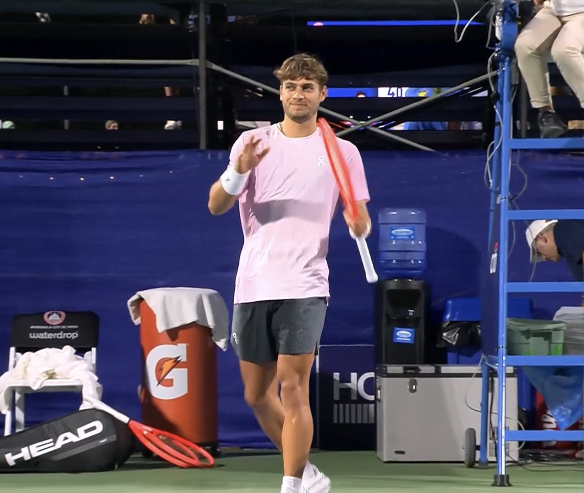 From losing 6-0 6-1 a year ago to winning in straight sets 😁😁