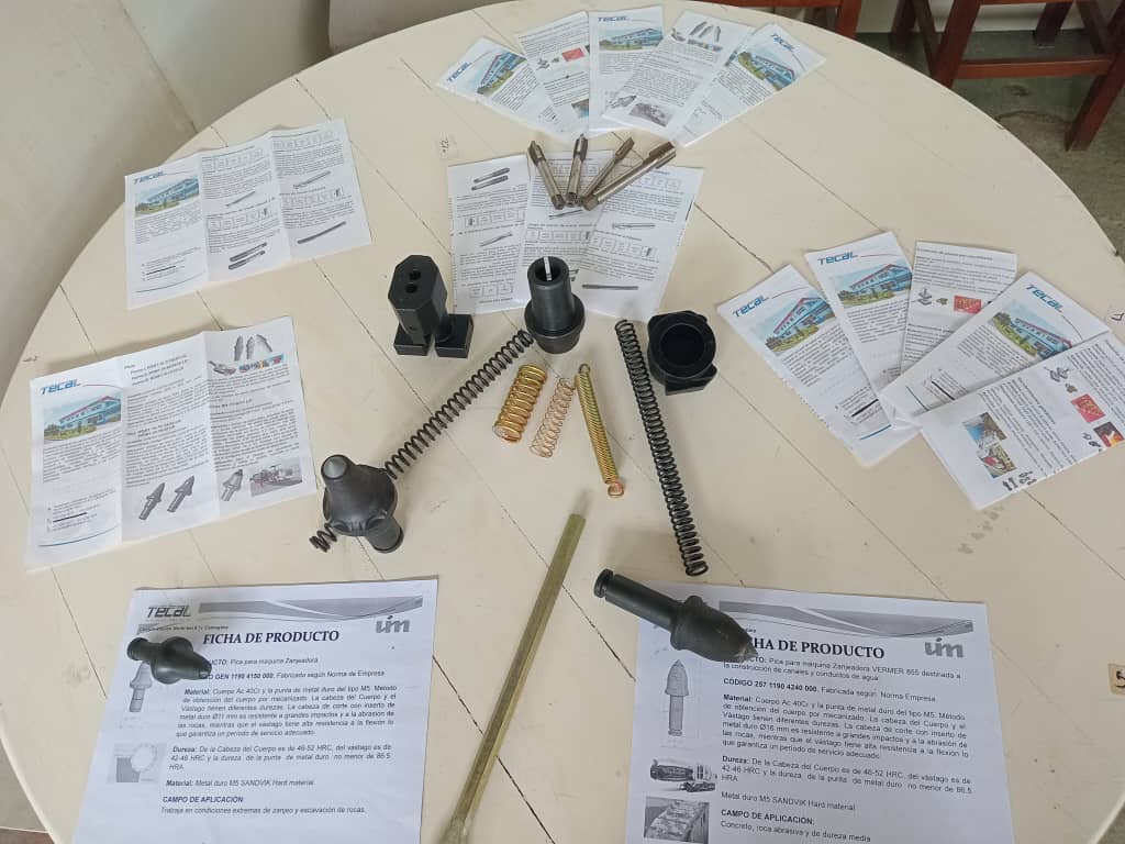 Participa la Empresa TECAL S.A, aprobada recientemente como Empresa de Alta Tecnología, en la Expo-Innovación Provincial para el desarrollo, mostrando sus innovaciones que contribuyen a soluciones de problemas presentes en la provincia. #CUTMACamagüey