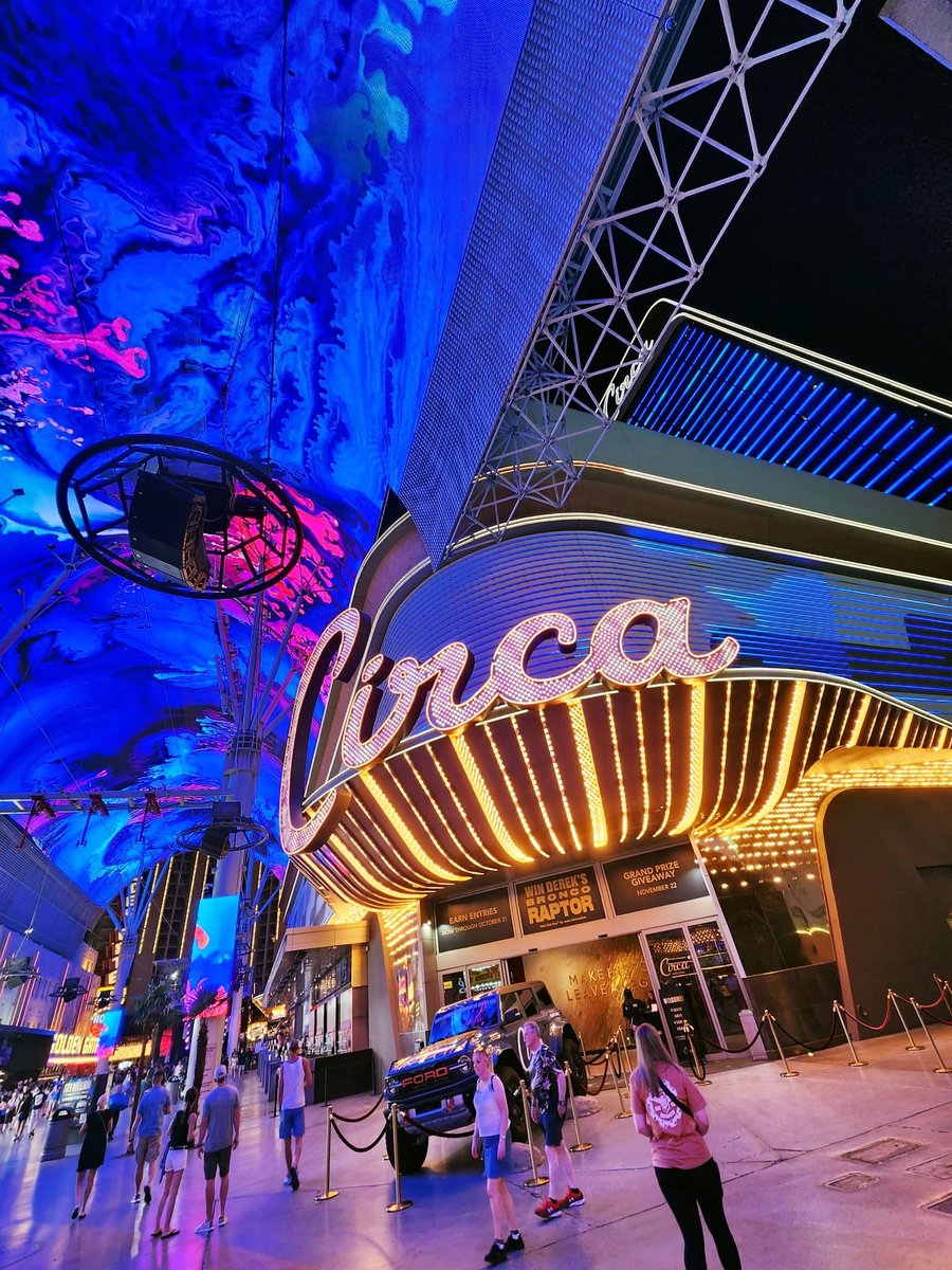 Sin City Las Vegas tweet media