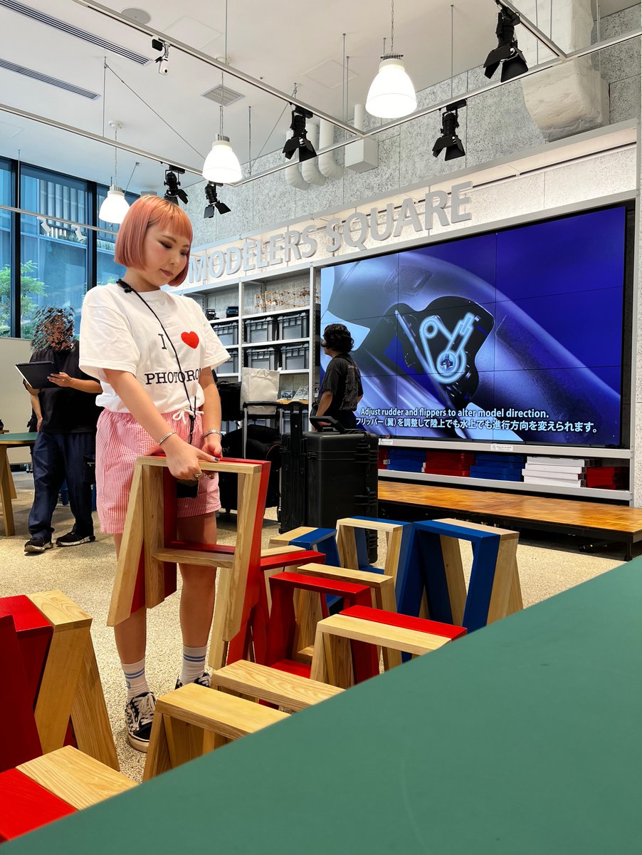 PhotoroomJP's tweet image. おはようございます☀️
本日はいよいよ
『Photoroomで魅せるタミヤの世界』表彰式&トークイベント当日です🚀✨
PhotoroomチームはすでにTAMIYA TOKYOさんに到着し
準備スタートです😤
@TAMIYA_TOKYO