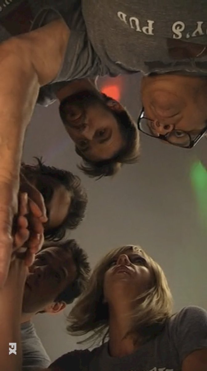 draculina tweet media