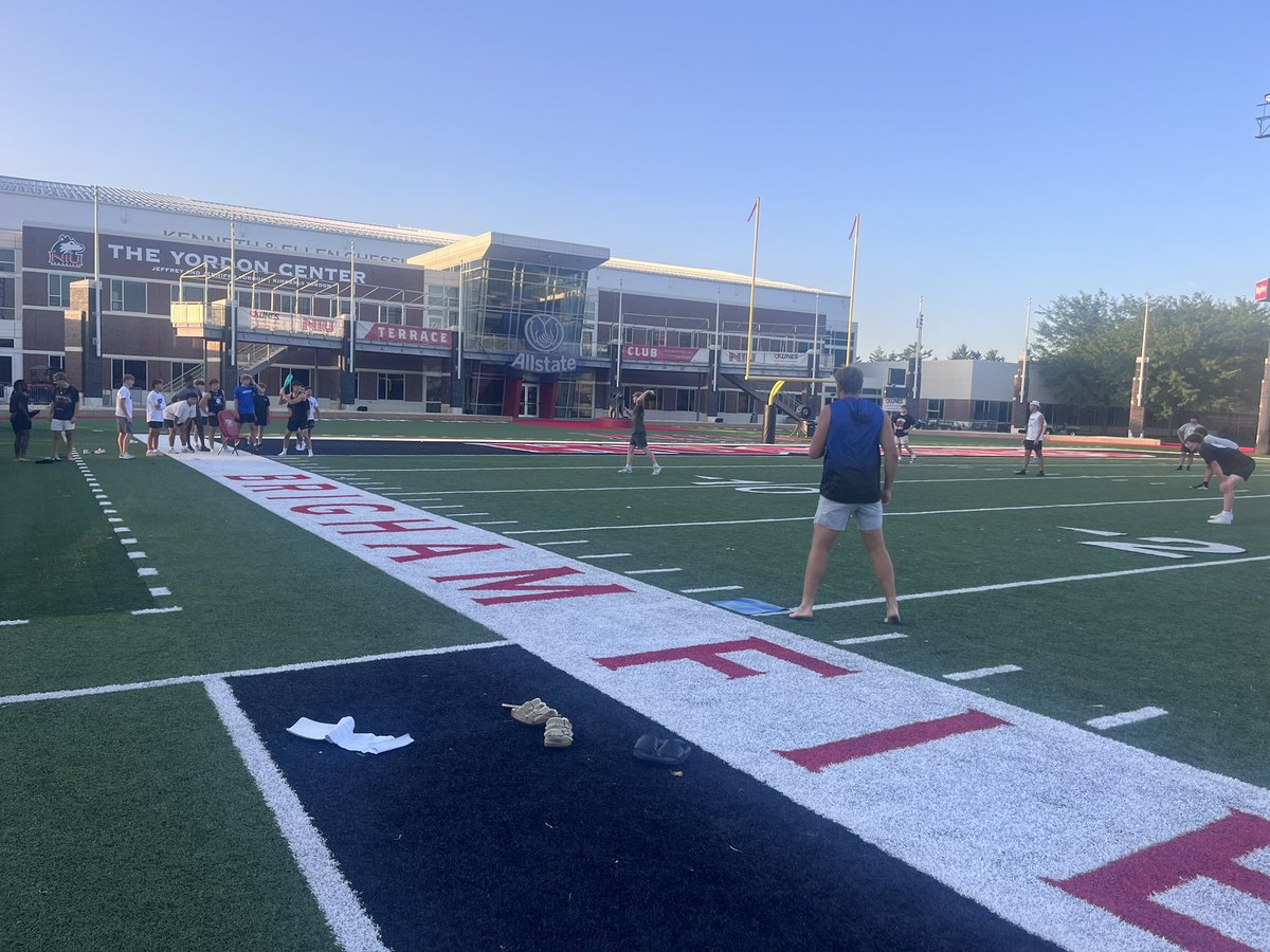 SCNFBOFFICIAL's tweet image. It would be an NIU trip with out our annual wiffle ball tourney! @SCNbaseball we got some guys ! @SCNFBplayers love your juice ! @scn4th_Phase