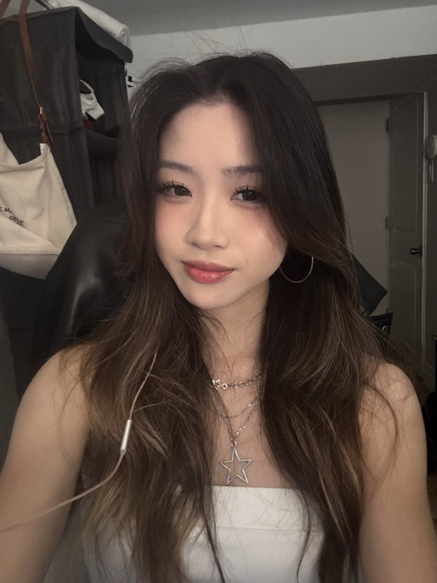 first stream kinda nervous ahaa twitch.tv/cocoimao