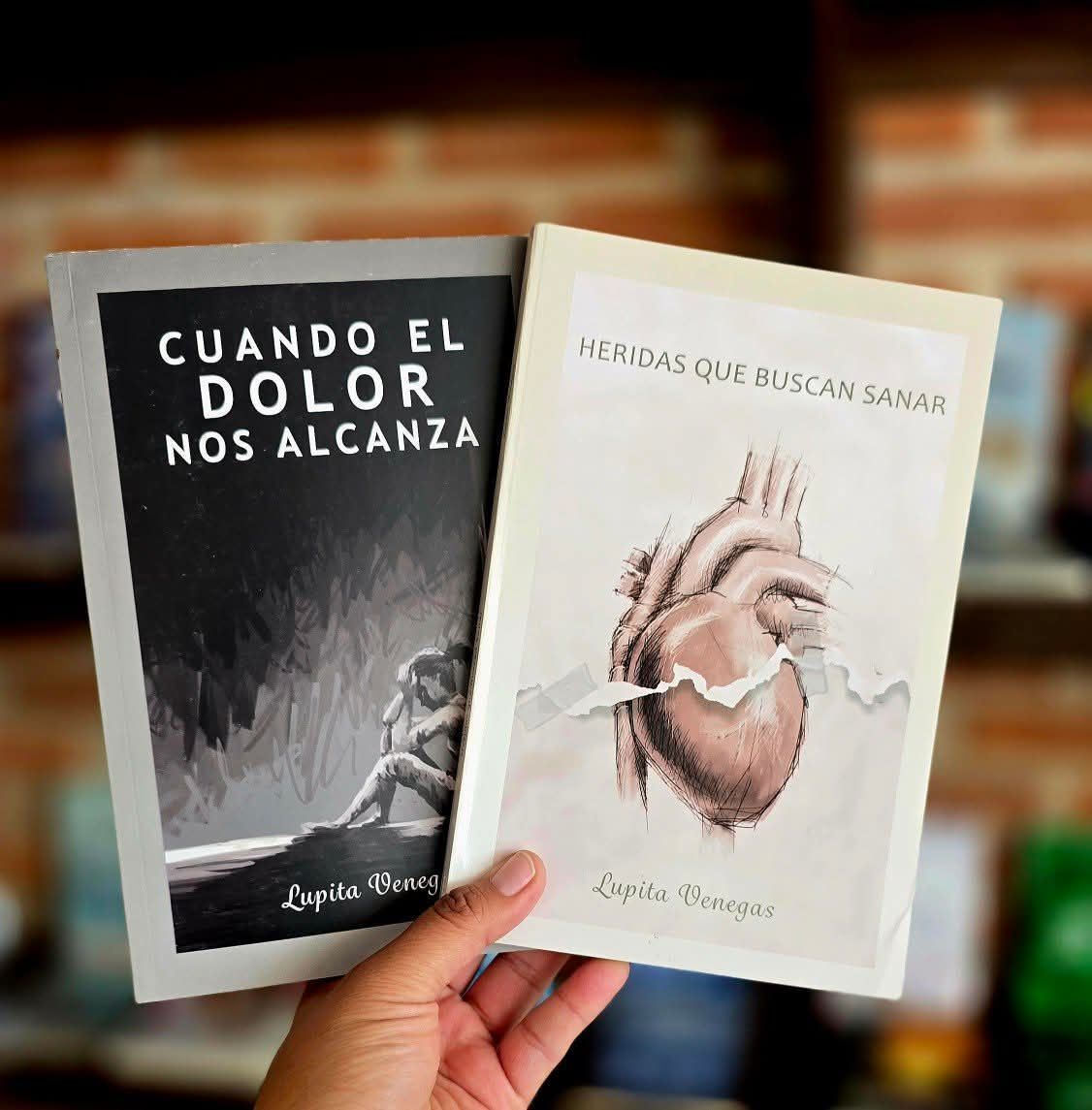 Lupita Venegas (@lupitavenegasdc) on Twitter photo Para solicitar mi material escribe al correo: 💻 dmonfer01@valoramedios.org 📚📗💽
En nuestra página web💻 ingresa a esta liga 👇
valoraradio.org/materialdeapoy… Para solicitar mi material escribe al correo: 💻 dmonfer01@valoramedios.org 📚📗💽
En nuestra página web💻 ingresa a esta liga 👇
valoraradio.org/materialdeapoy…