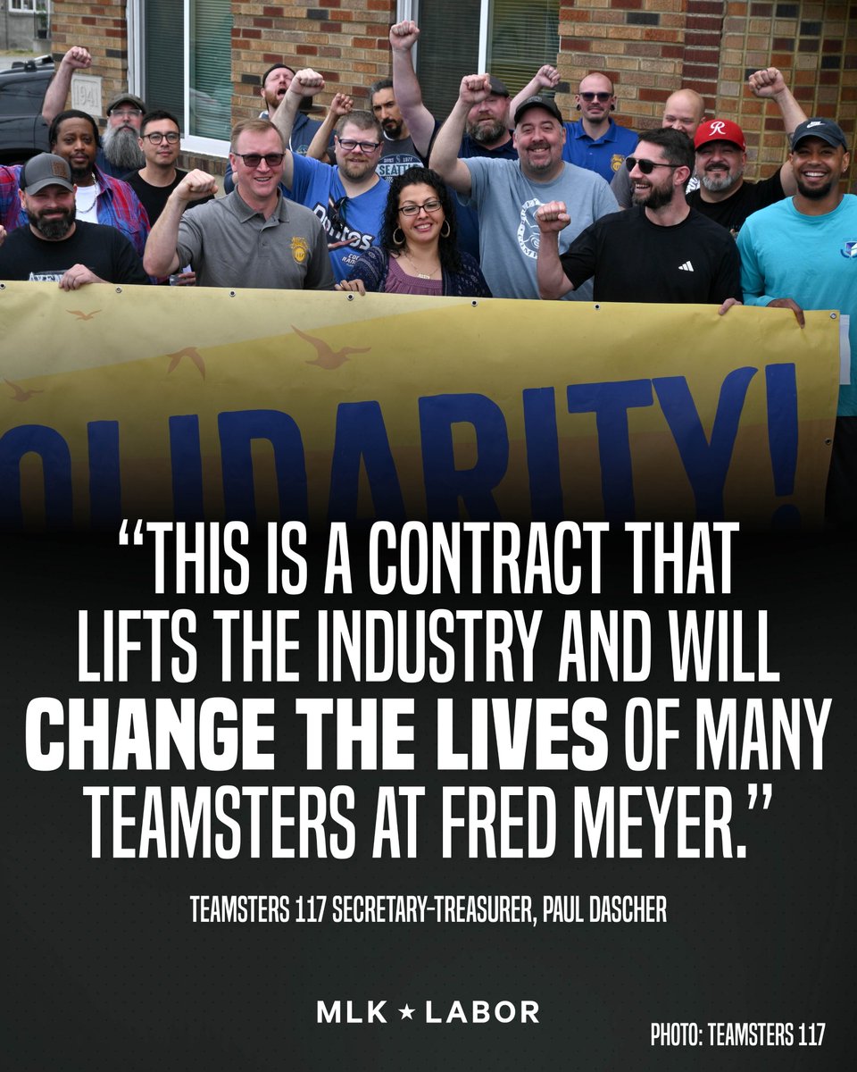 MLKLabor's tweet image. Fred Meyer Teamsters stood together and won a new industry-altering four-year contract.
Way to go @teamsters117 👏