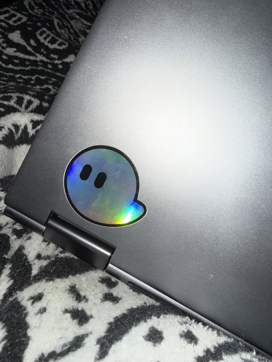 kryptonomie's tweet image. flexed my og @phantom logo sticker and he instantly fell in love w me