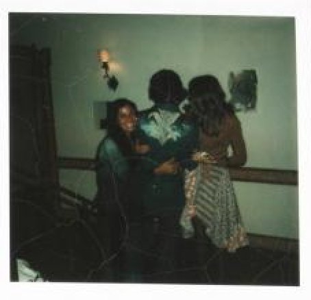thinkharrison_'s tweet image. george & olivia harrison with patti daley and jesse ed davis - 1975.
(photo and info credit to harrisonarchive on tumblr)