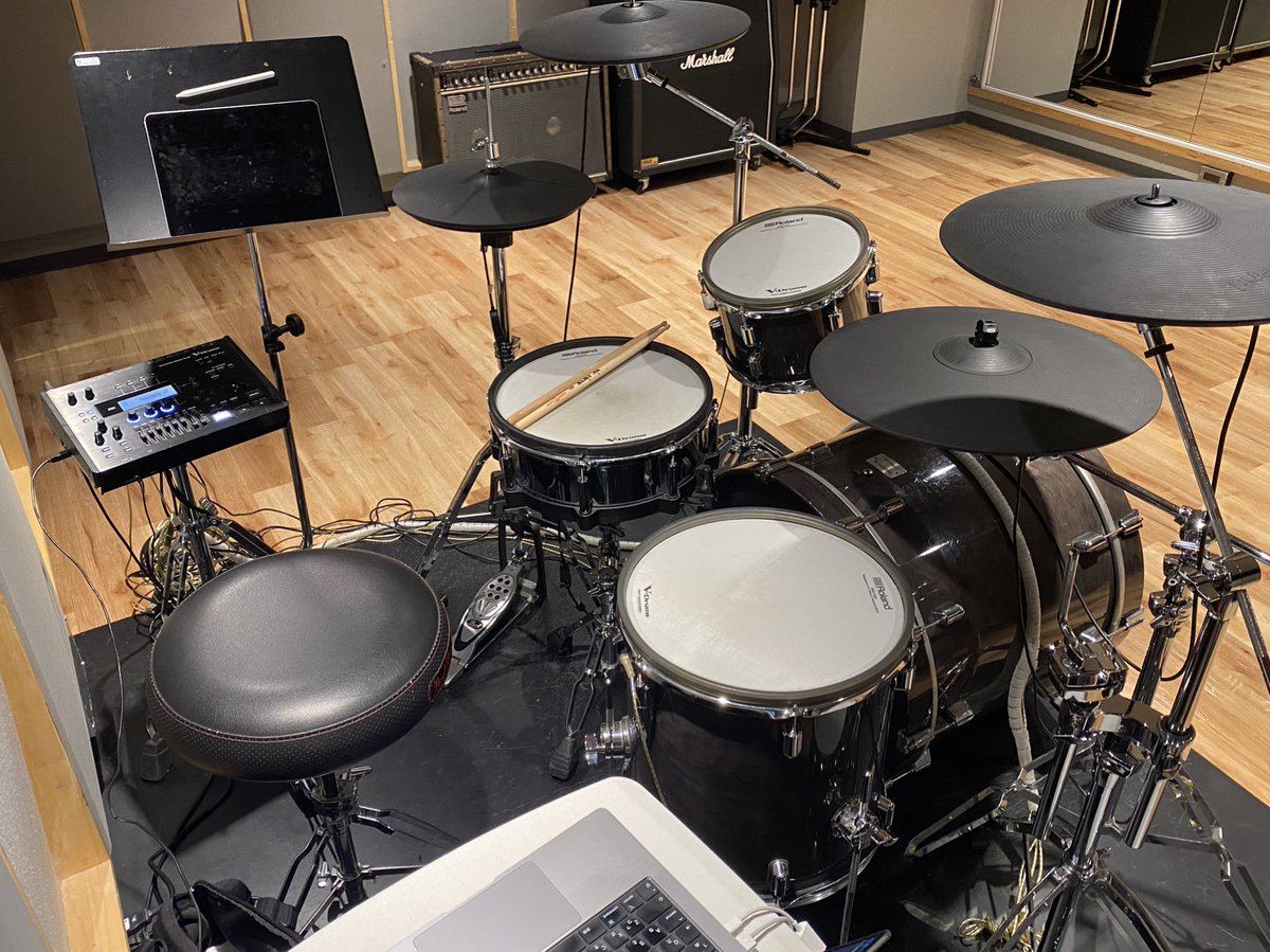 naodoramu's tweet image. 今日はMIDI REC