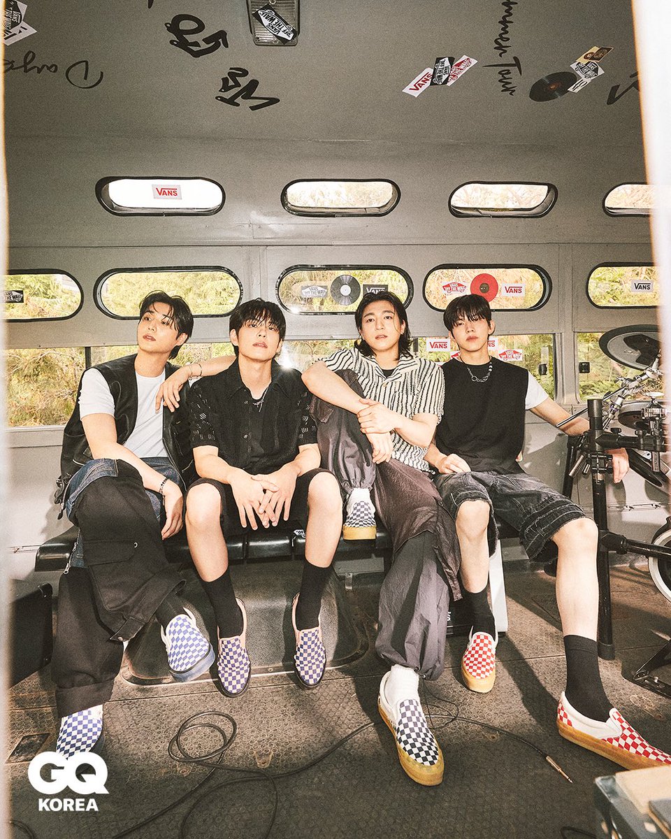 GQKOREA's tweet image. ๋ฐ์ค ์ฒด์ปค๋ณด๋ ์ฌ๋ฆฝ-์จ์ ์ ๊ณ ์ฌ๋ฆ์ ๋
ธ๋ํ๋ ๋ฐ์ด์์ค์ ์๊ฐ๋ค.
#VANS #๋ฐ์ค #SLIPON #์ฌ๋ฆฝ์จ #DAY6 #๋ฐ์ด์์ค #SUNGJIN #YoungK #WONPIL #DOWOON #์ฑ์ง #์ํ #์์ผ์ด #๋์ด
๐ธinstagram.com/p/DMeKag3ydJr/โฆ