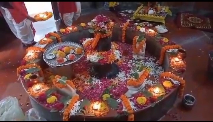 🚩🛕🌿🔱🪔
ॐ नमः शिवाय हर हर महादेव शिव शम्भू 🚩🙏 
सत्य सनातन धर्म की सदा 
शुभ प्रभात 🌅 सनातनी भाई बंधुओं 🚩🔱