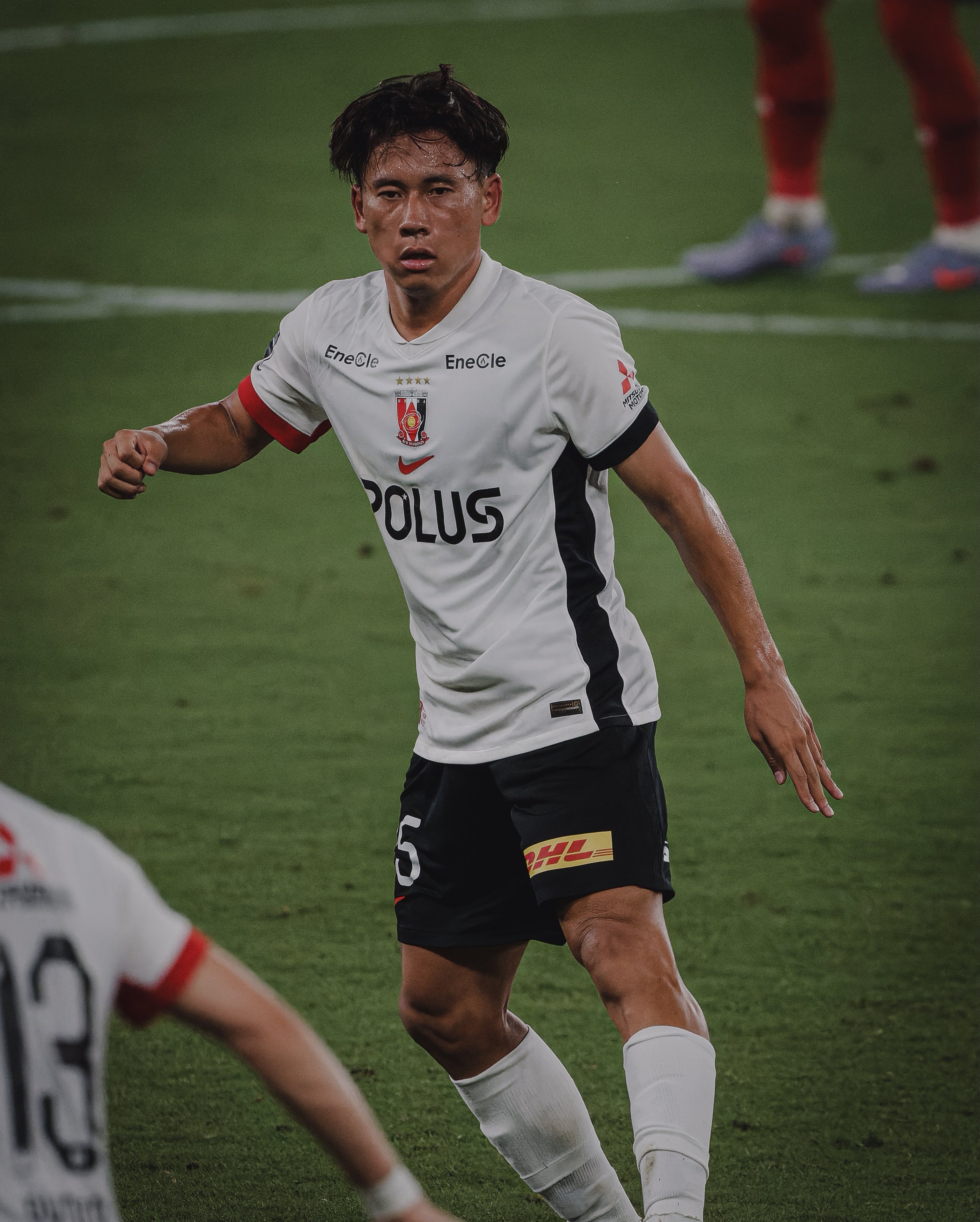 わ*く様 浦和レッズ安居海渡選手ビクトリーユニフォーム 25番になりました！ ようやくスタートラインに立てたので