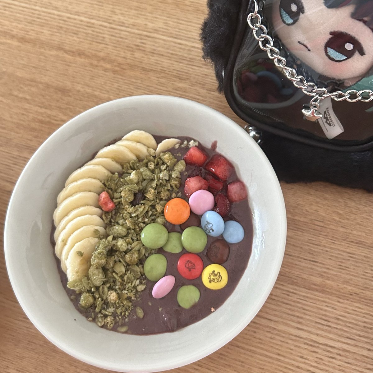 nnikoo_08's tweet image. アサイーむいむい
フルグラ美味しくてとまらん