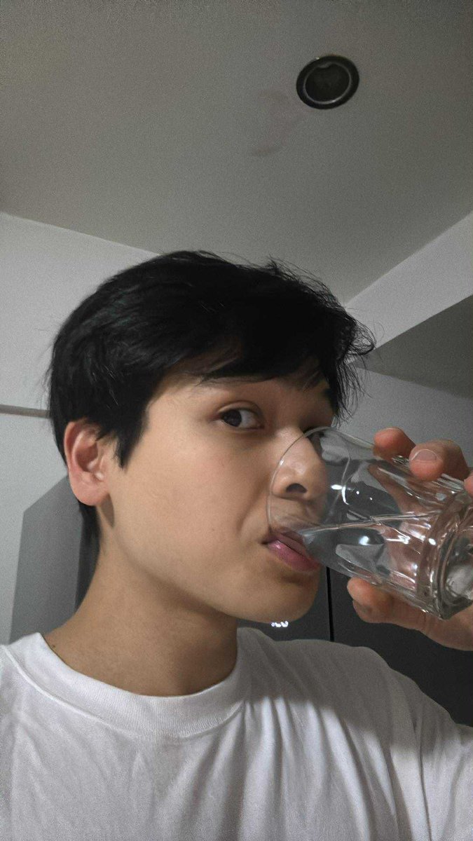 VinceMaristela's tweet image. Good morning! Thirstday pala ngayon. Stay hydrated po.