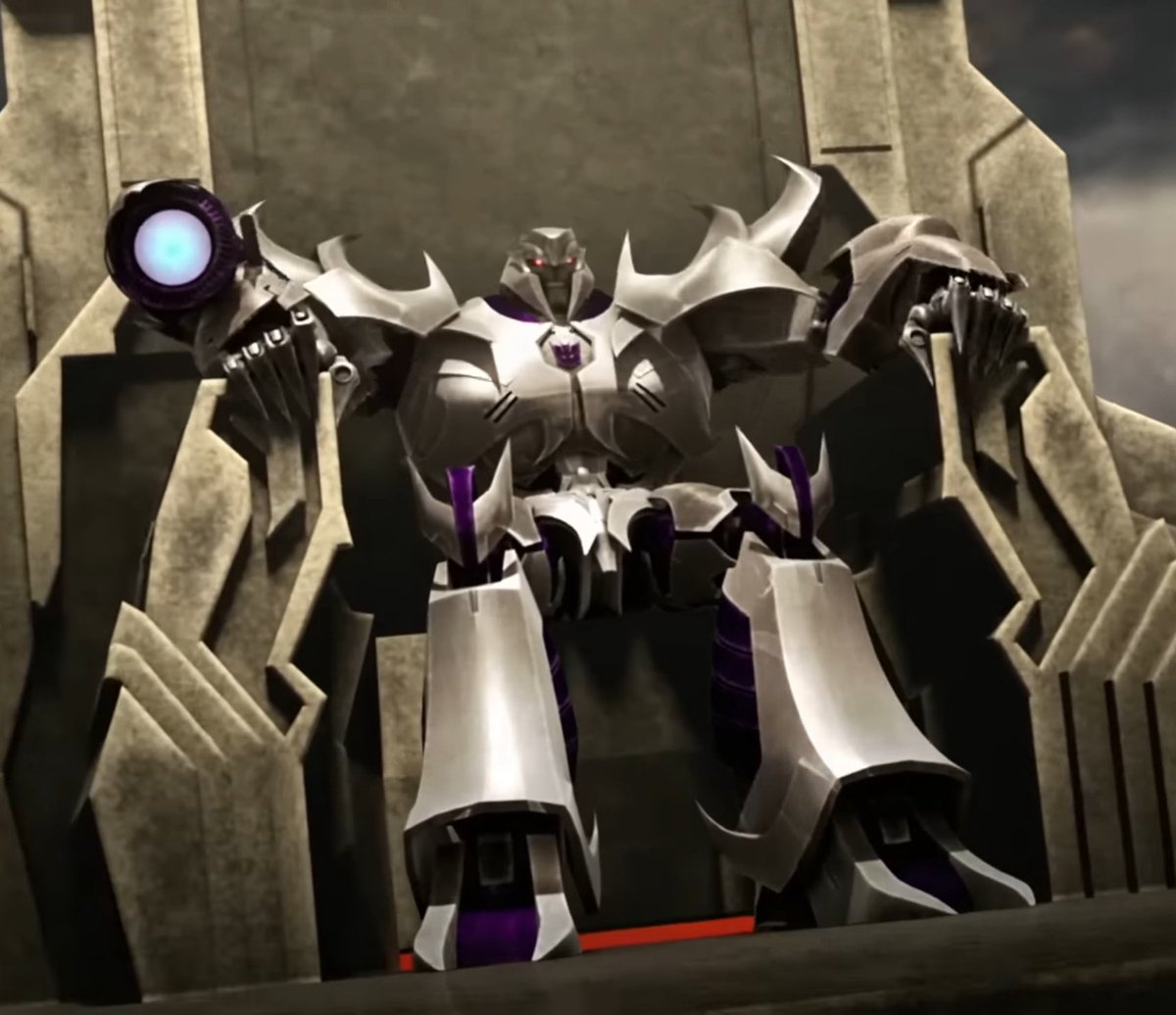 skybiie_art's tweet image. We all knew tfp megatron to be massive but this comparison makes me giggle
Smokescreen’s lil legs 💔💔