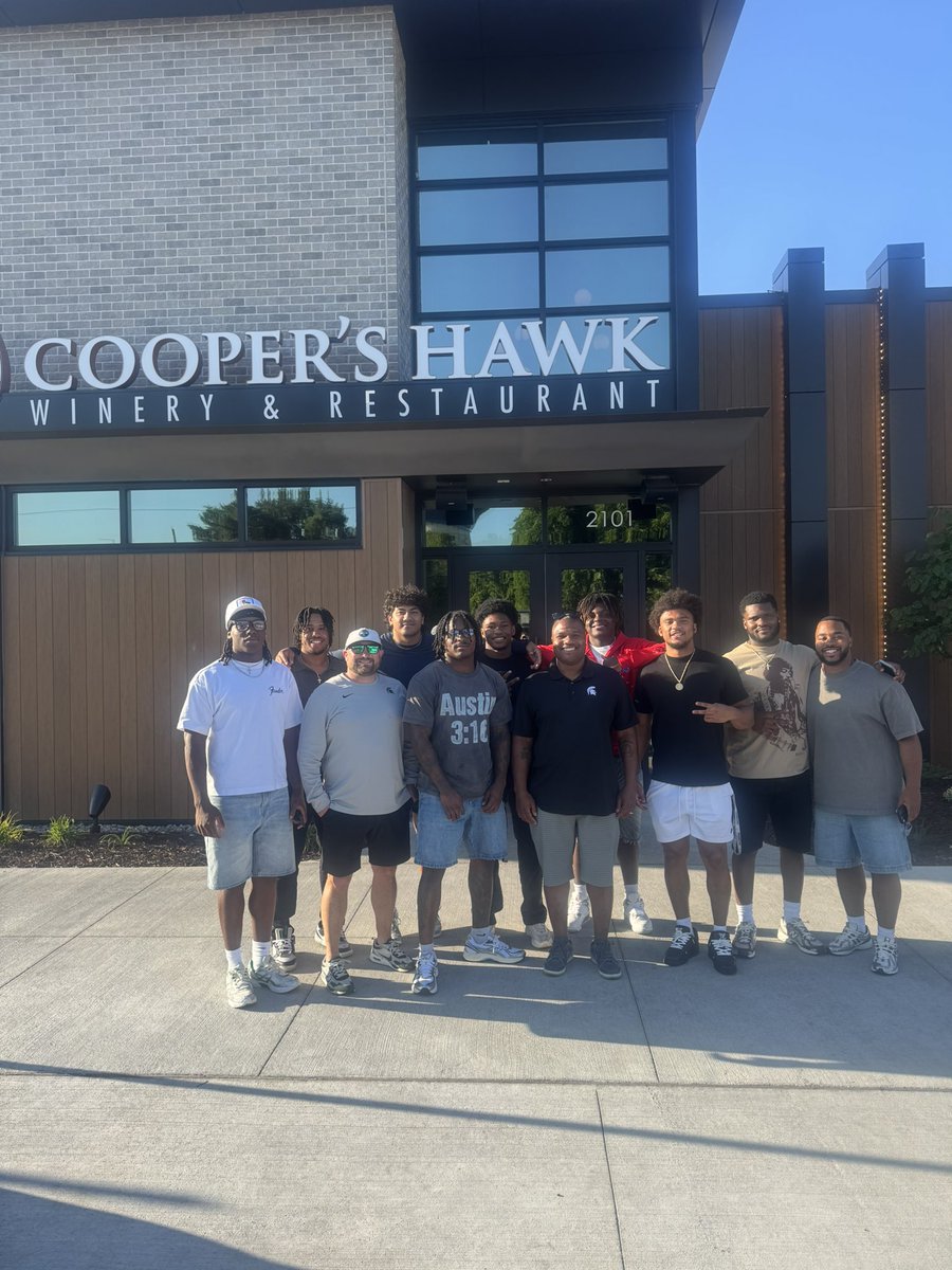 KB (@kbthestable) on Twitter photo Great night w/ the Stable before we go to camp. These guys were consistent all summer. Excited to watch them work next week. Let’s EAT!! <a href="/MSU_Football/">Michigan State Football</a> Go Green!!! Great night w/ the Stable before we go to camp. These guys were consistent all summer. Excited to watch them work next week. Let’s EAT!! <a href="/MSU_Football/">Michigan State Football</a> Go Green!!!
