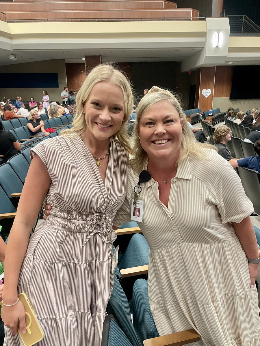 megangist's tweet image. It’s our first official day with our newest members of the @rockwallschools family! The energy, the positivity, and the enthusiasm was amazing! Best first day ever! #WeAreRockwallISD