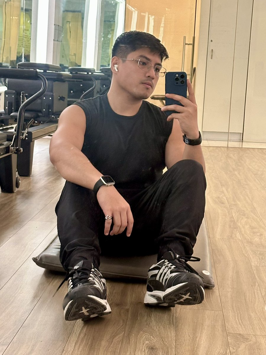 Coco_Marvin's tweet image. 🤓