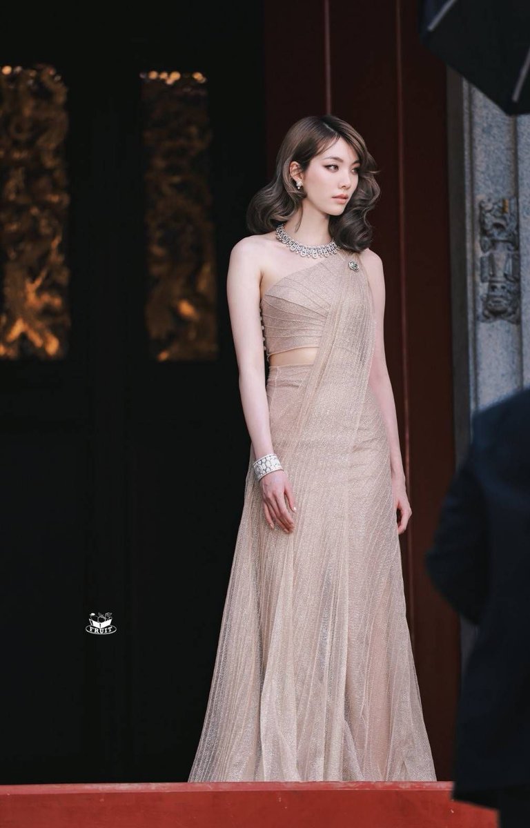 “อยากบอกให้น้องออมรู้ไว้ว่า พวกเราภูมิใจในตัวน้องออมมากนะคะ”

ORM BVLGARI HIGH JEWELRY  
#OrmxBvlgariTrunkShowSG
#ออมกรณ์นภัส
#ormkornnaphat