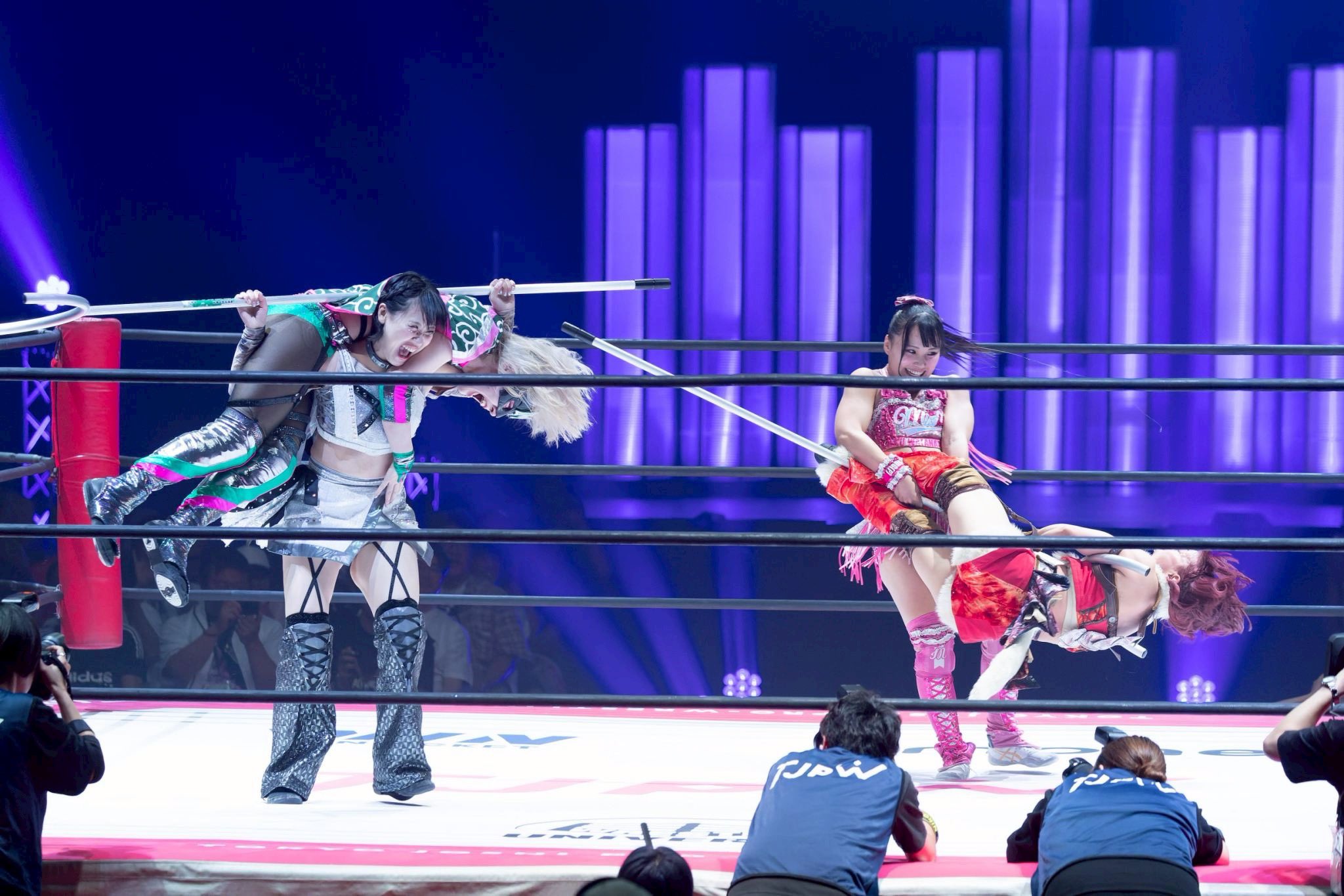 tjpw GP23 選手 直筆サイン入り ポートレートBOOK 東京女子プロレス 新作グッ Yahoo!オークション - 直筆サイン入り 瑞希 東京女子