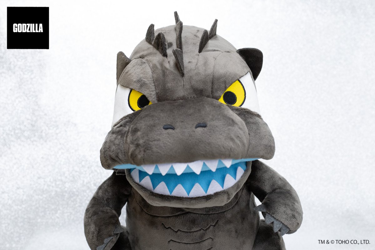 charatoru's tweet image. 🔥7月発売商品💥
【GODZILLA デフォルメぬいぐるみBIG2（ゴジラ（2023））】

#ゴジラ2023 のデフォルメぬいぐるみが登場中🌟
デフォルメデザインのゴジラで熱線放射を再現！
#Godzilla

取扱店舗はこちら🔍
⇒sk-japan.co.jp/charatoru/char…