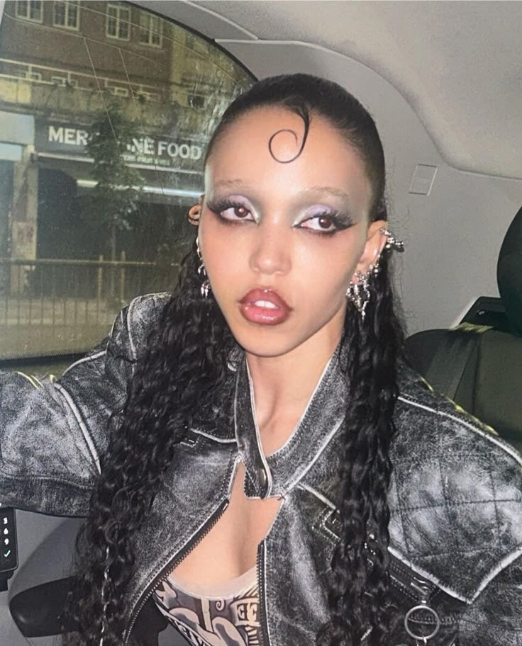 InfoFKATwigs's tweet image. 🚨FKA Twigs já ultrapassou 1 bilhão de streams no Spotify como artista principal.