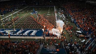 Ahamad_Chapman_'s tweet image. After a great conversation with Coach Jaxson, were blessed to say that we received another D1 offer to the University of Texas at San Antonio 🟠🔵🟠🔵 #AGTG @ChapmanAsaad