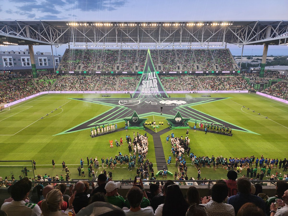 TayDwyer8's tweet image. Let&apos;s go fùtbol!