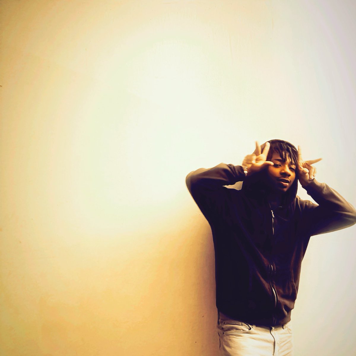 ithinksix's tweet photo. #swag https://t.co/z7wP3ZuohR