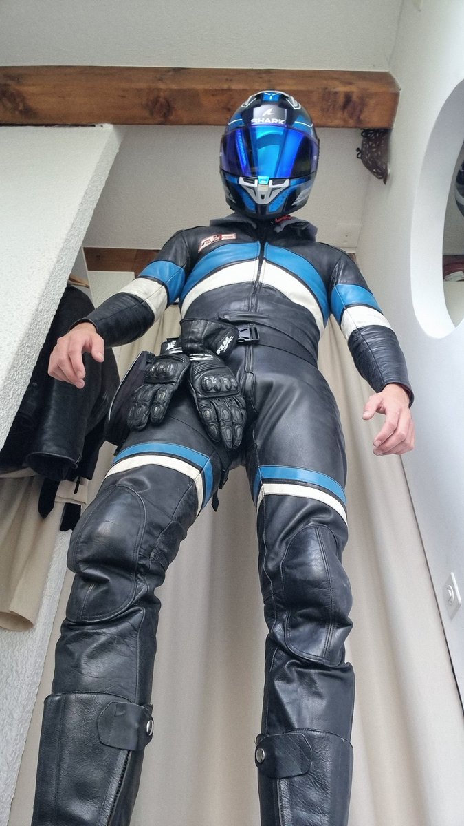 Here's your daddy biker 😈