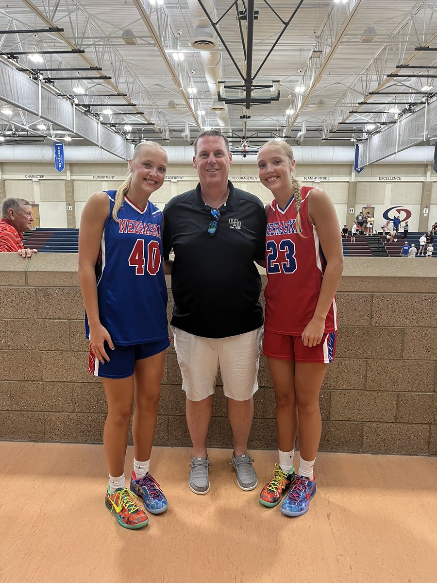 MilWestLadyCats's tweet image. One last time watching these 2 represent MW at the NCA All-Star Game. This time as โfrenemiesโ on opposite teams.