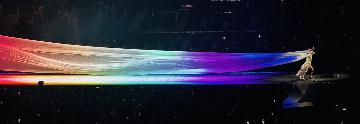 SirislyStreams's tweet image. My favorite pic from @ladygaga ❤️