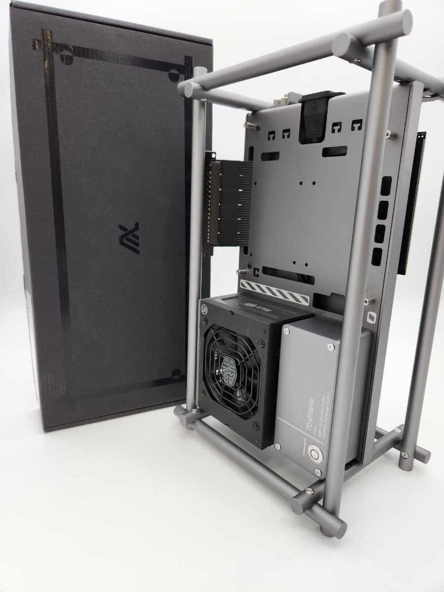 What motherboard would you put in this XWorks 70 xFrame?