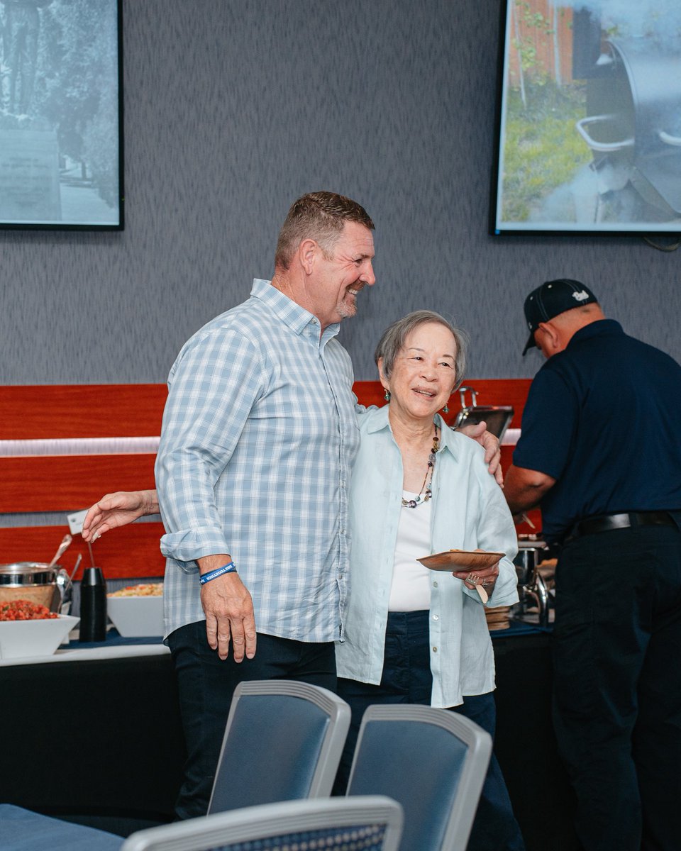 NevadaWolfPack's tweet image. Almost time for @nevadafootball season ๐
Our suite holders got a little taste of how gamedays are going to be ๐
Stay tuned for new concession items coming in Mackay this Fall!
#BattleBorn
