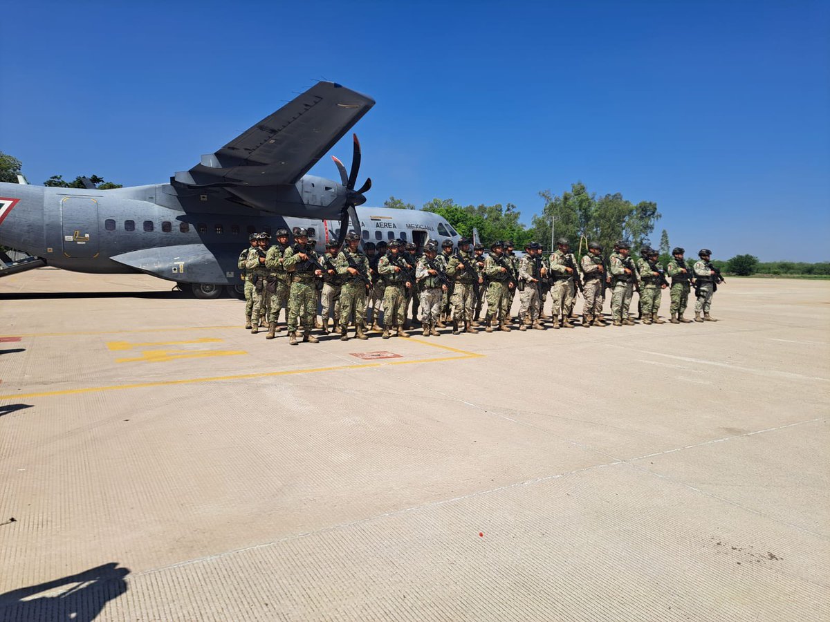 Sigue llegando el  el despiece militar, arribaron 1,500 elementos del Ejército los cuales serán desplegados en el Estado de Sinaloa para reforzar la Estrategia de Seguridad, los cuales se suman a los efectivos de Fuerzas Especiales y Paracaidistas que arribaron.