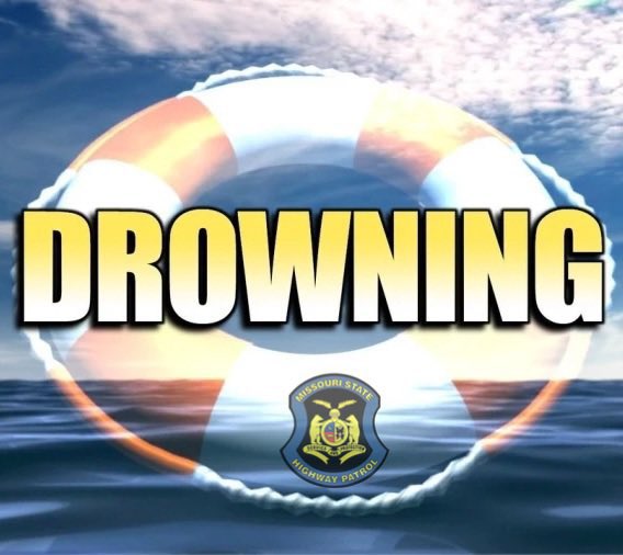 MSHPTrooperF's tweet image. 🚨🚨Drowning in Morgan County🚨🚨

Troopers responded to a private pond, at a residence near Barnett, for a subject who entered the water and did not resurface.

The 13 year old male was located and pronounced deceased.

Online Drowning Report:
apps.mshp.dps.mo.gov/WP03/AccidentD…