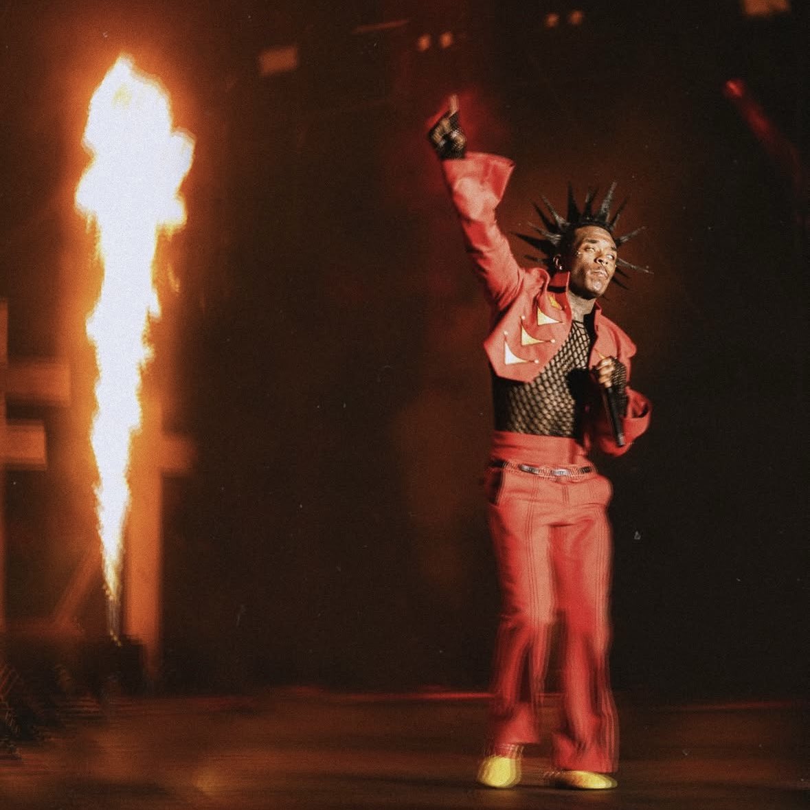 Lil Uzi Vert - 1-666-PINK-TAPE (Dark Themed Pink Tape Made By Me)

This is the way I think Uzi should’ve made Pink, thread below 👇🏾