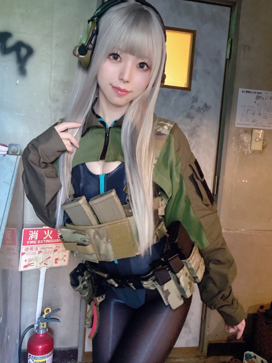 綾瀬めいꪔ2日目西1 と-14ab売り子 on X: 