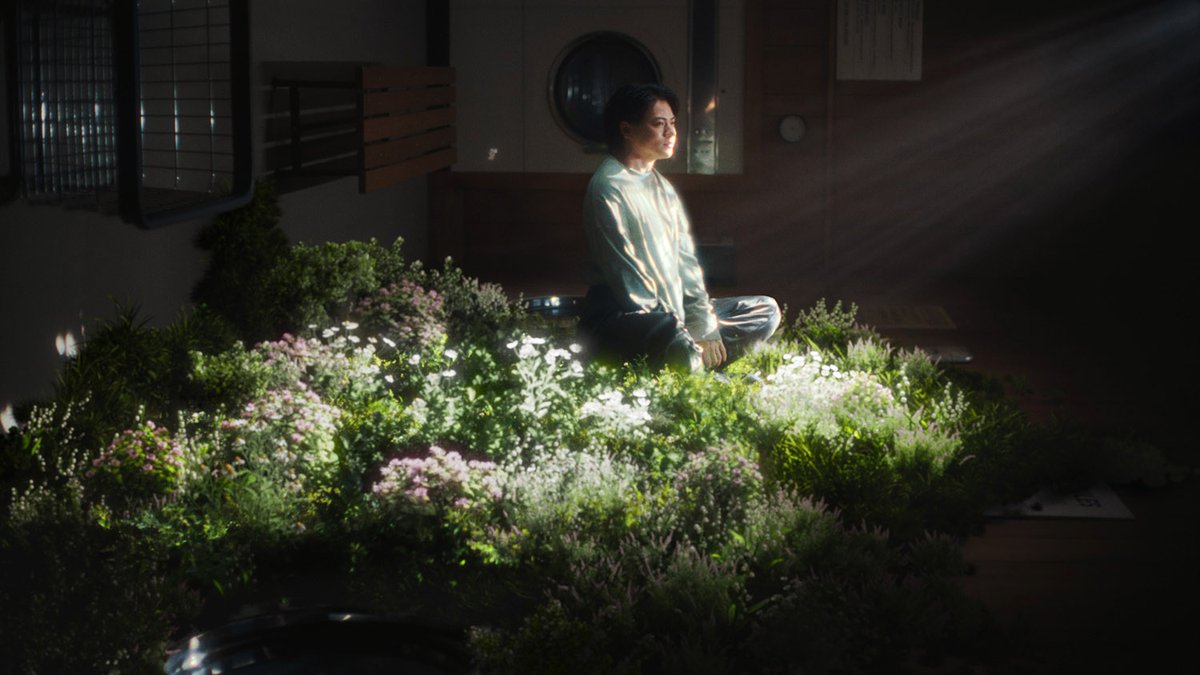 #ランドリン、イメージキャラクターに平野紫耀が就任！新CM『希望の気配がする。』篇 公開🦋

💬「香りによってふと記憶が呼び起こされたりするエモーショナルな部分に魅力を感じてる」🫰
🔗emomiu.jp/news/234415

#平野紫耀 #Number_i #Laundrin <a href="/Laundrin_jp/">ランドリン／Laundrin</a> #Emomiu💜